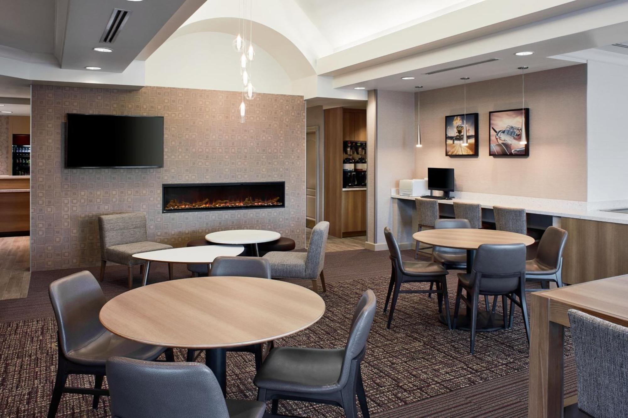 Residence Inn By Marriott Mississauga-Airport Corporate Centre West Екстер'єр фото